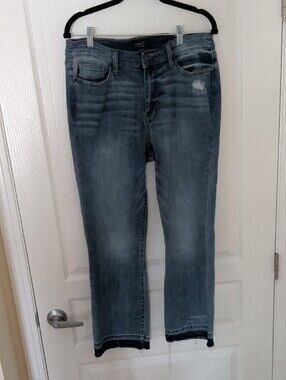 Judy Blue Light Blue Ankle Crop Jeans